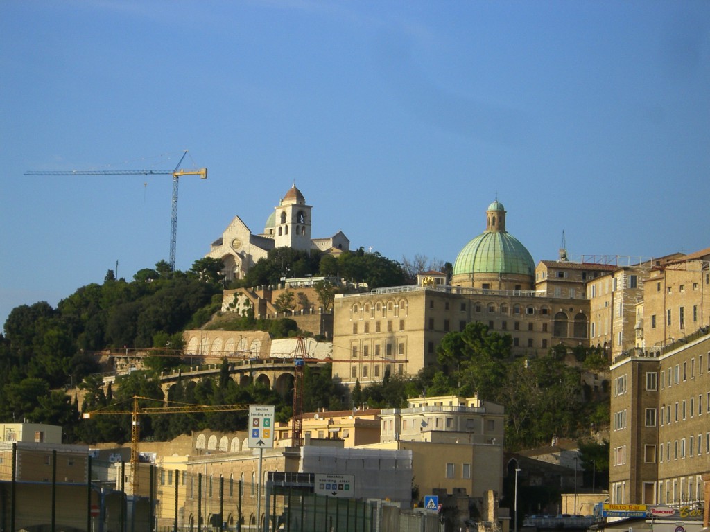 Ancona グアスコの丘（サン・チリアコ聖堂）