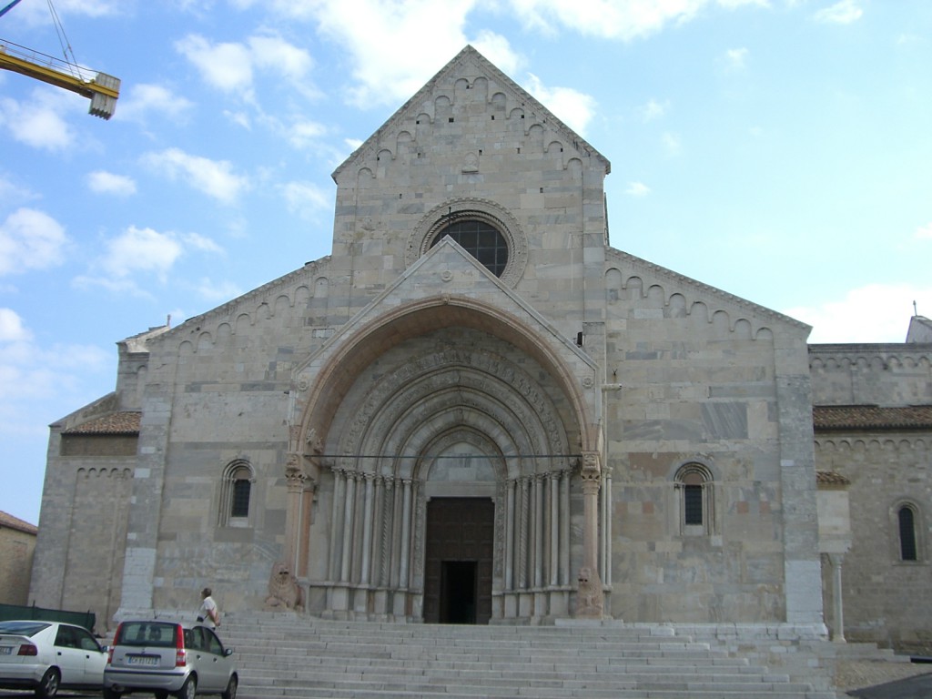 Ancona サン・チリアコ聖堂ファサード