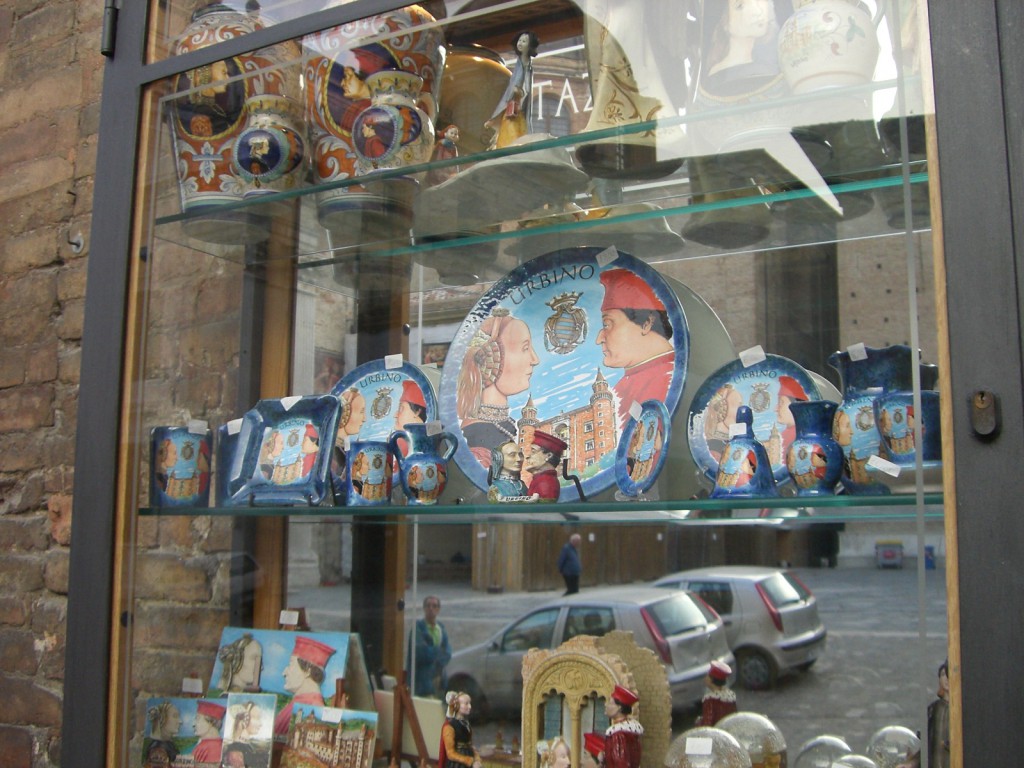 Urbino フェデリコ公夫妻の絵皿