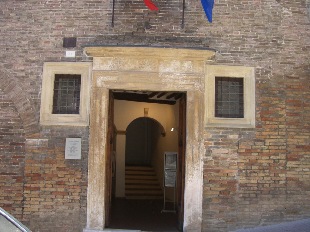 Urbino ラッファエッロの生家